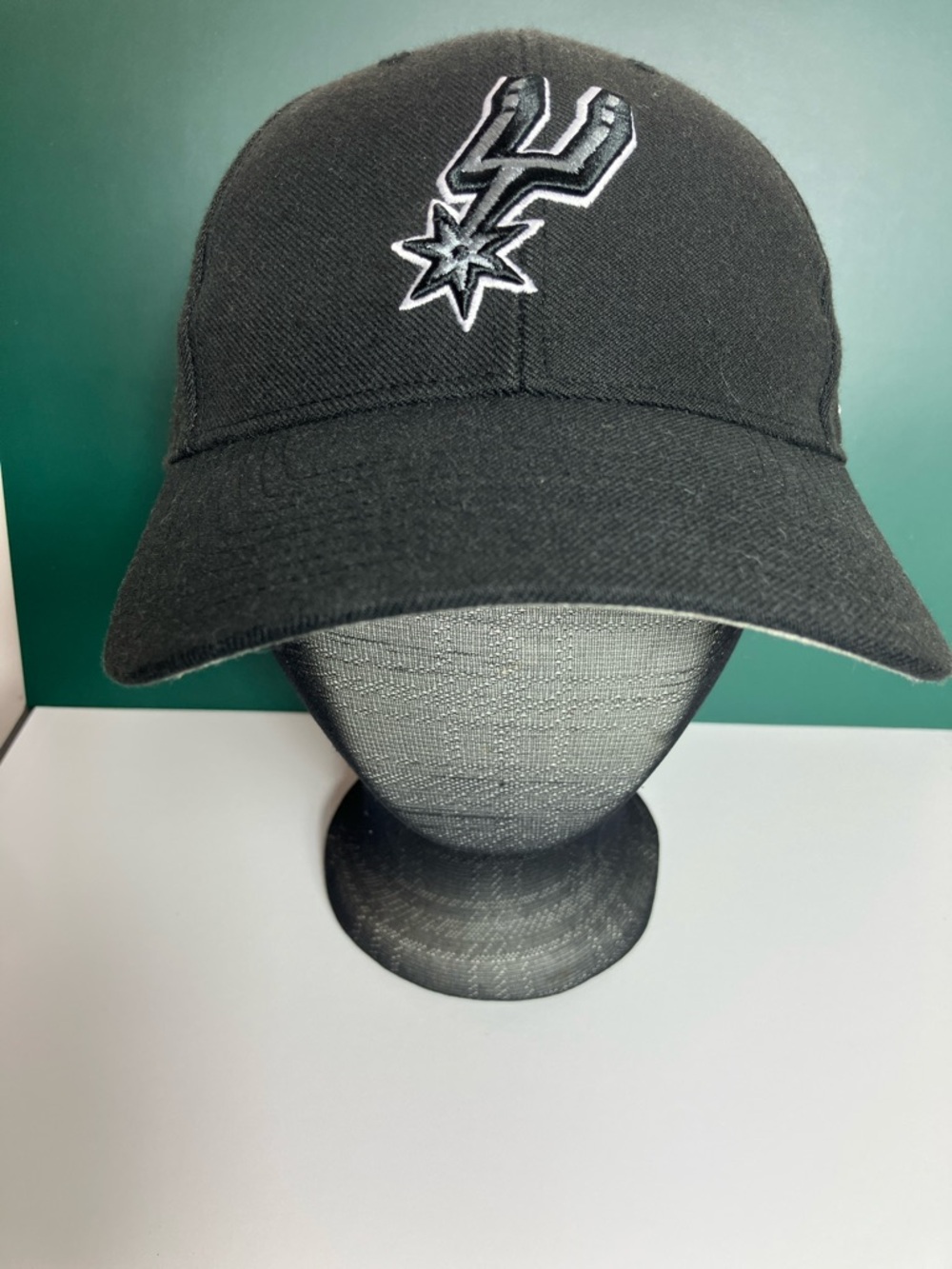 🏀 Spurs Black Baseball Cap- Hat Basketball NBA - Good Preowned One Size - Picture 3 of 16